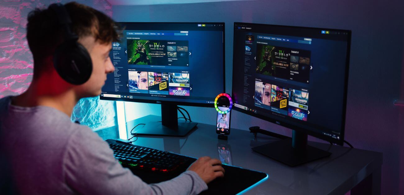 Teen using Mi Mic Live to record gaming content, one of the top entertainment picks for teens.