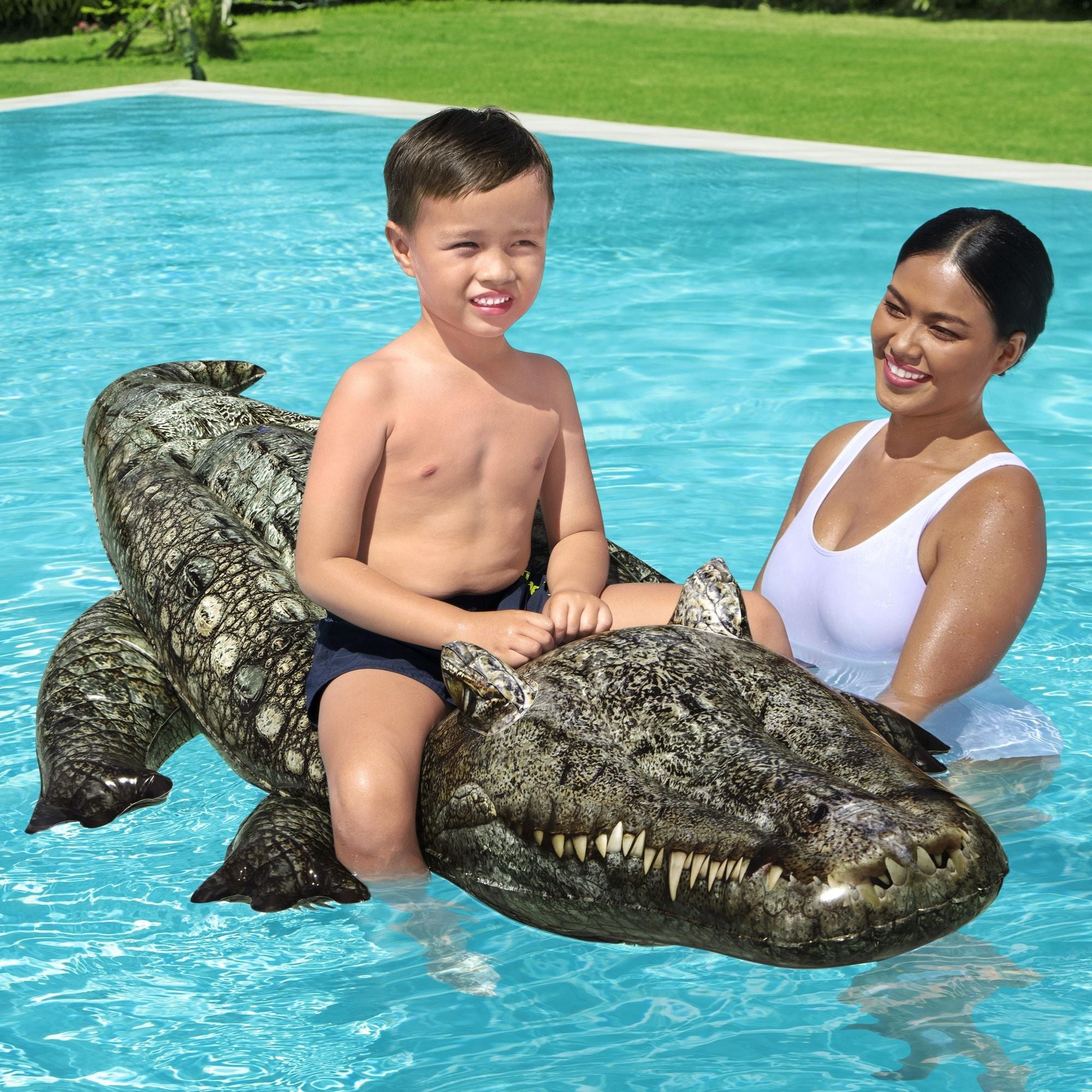 inflatable pool toy