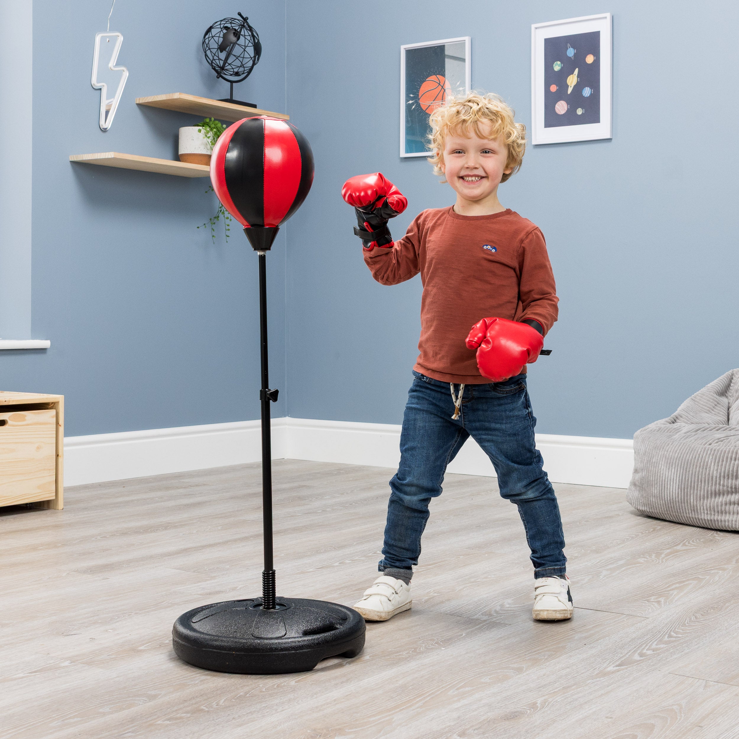Medium Punch Ball With Gloves