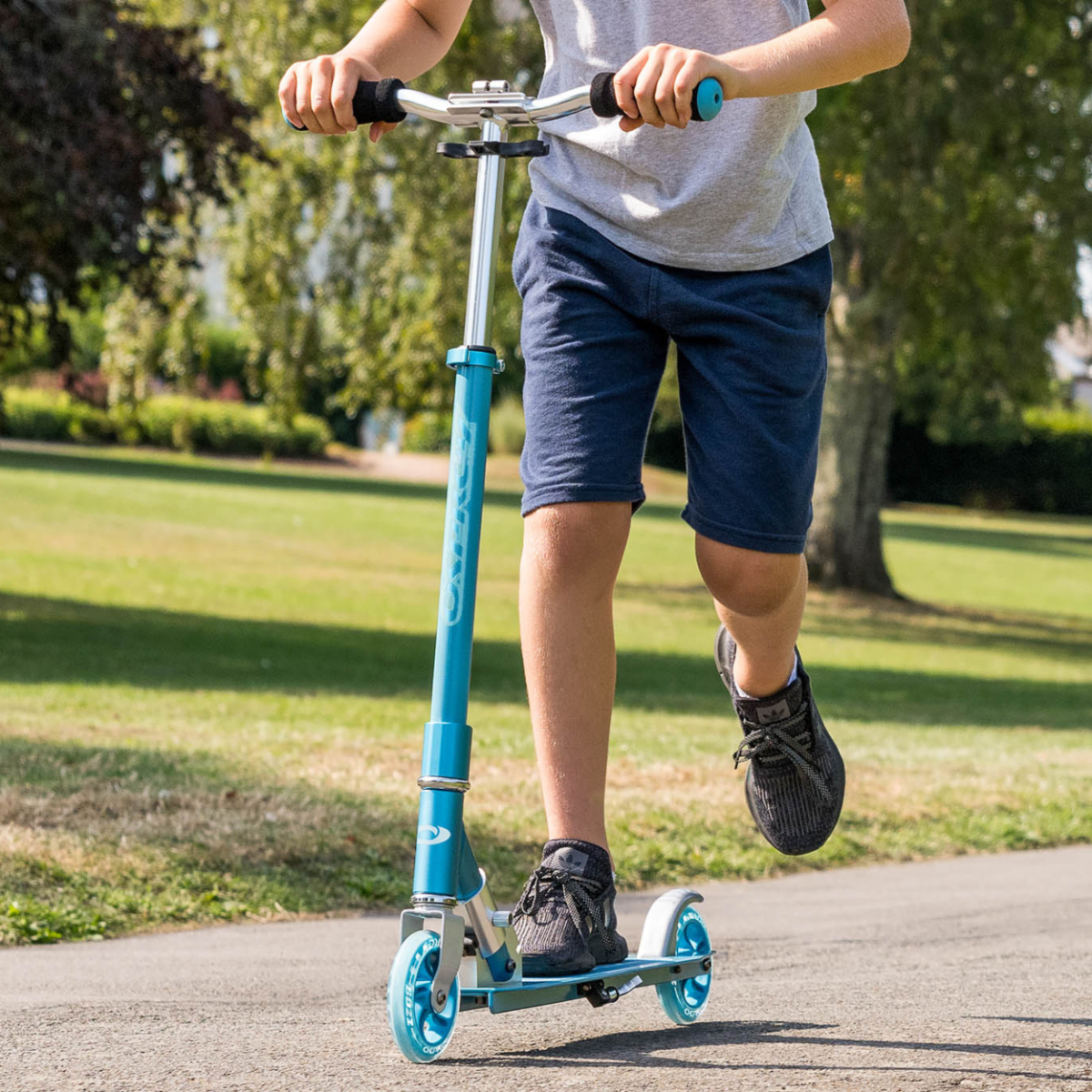 Portable two-wheel kids scooter