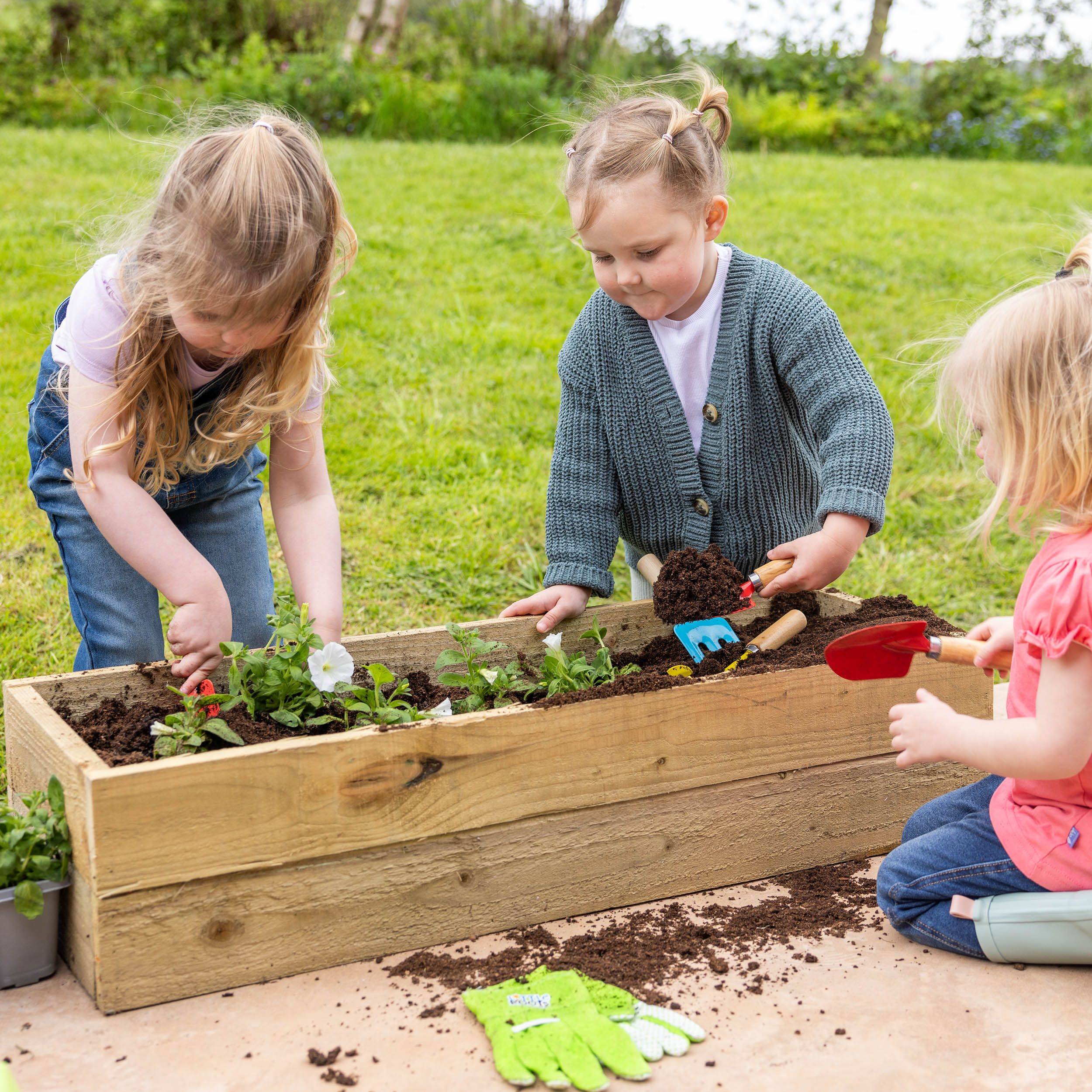 kids gardening tools