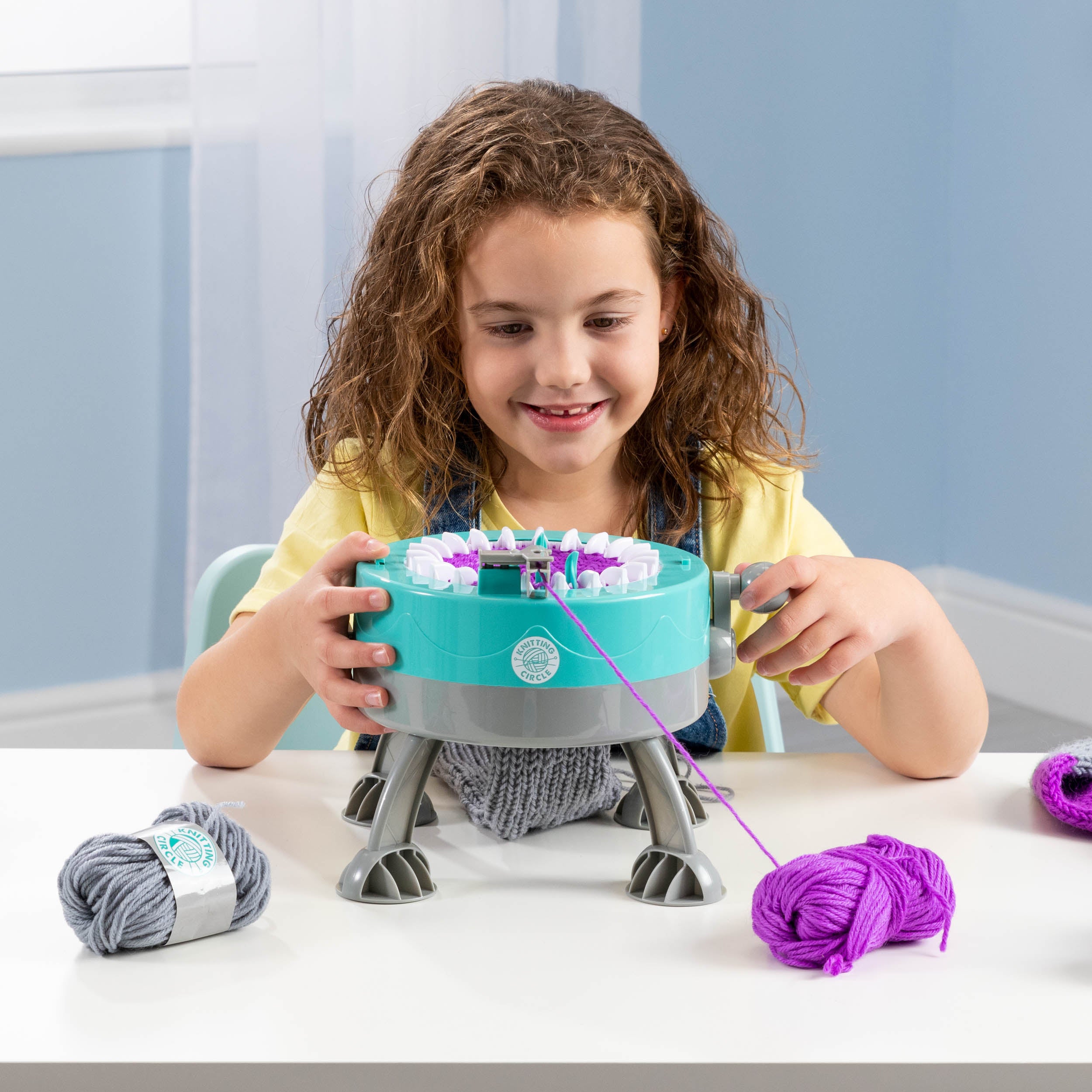 kids knitting