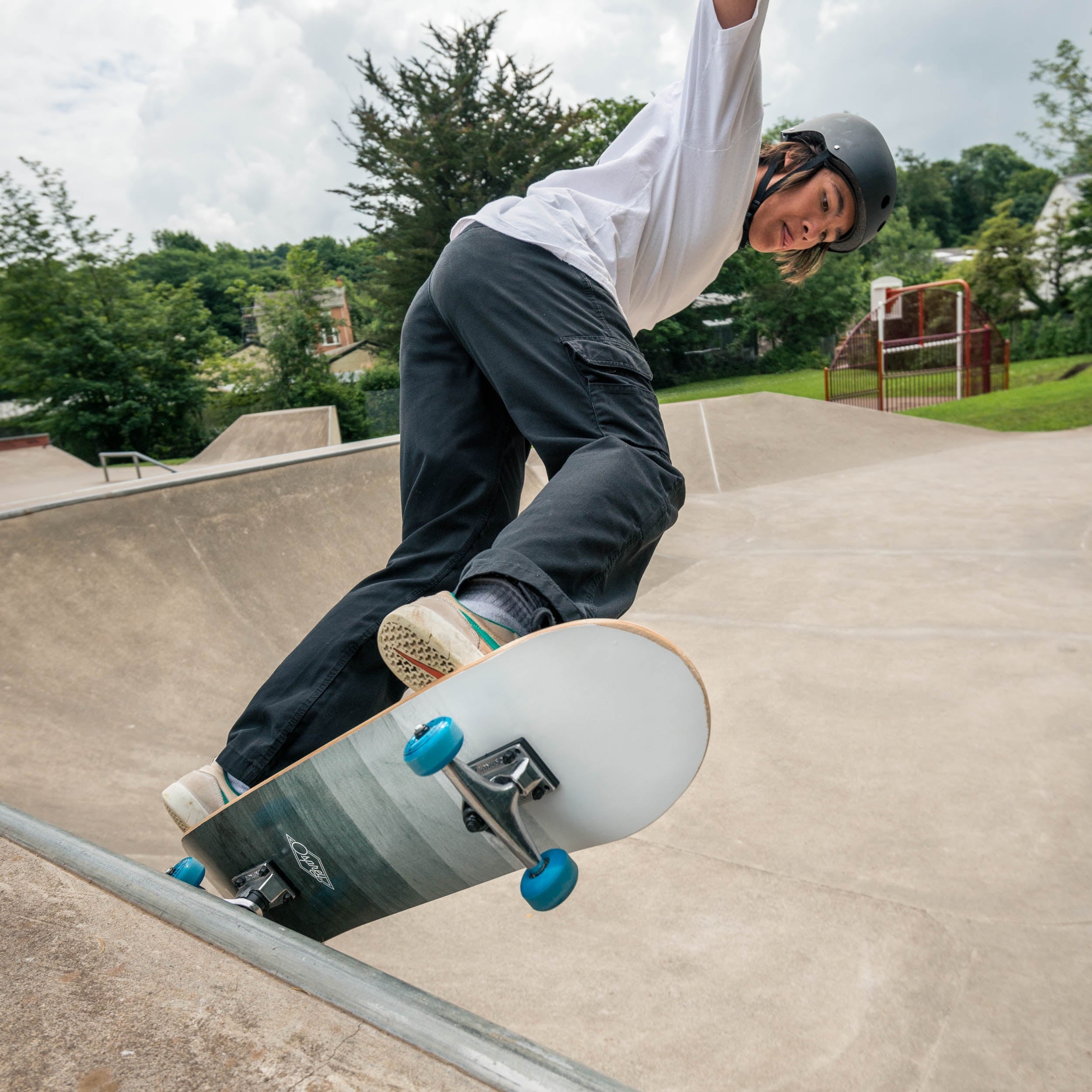 Gradient wood skateboard for kids