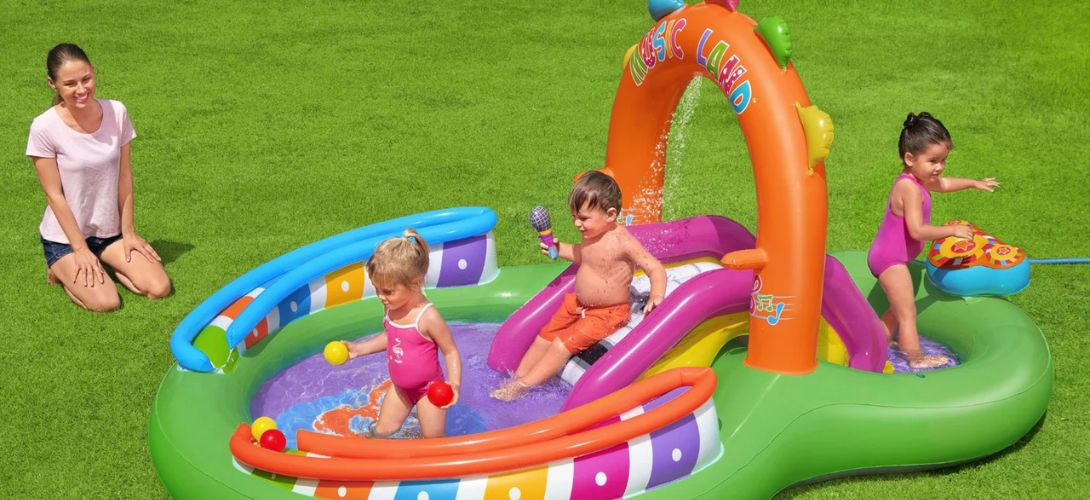 Pools & Pool Toys