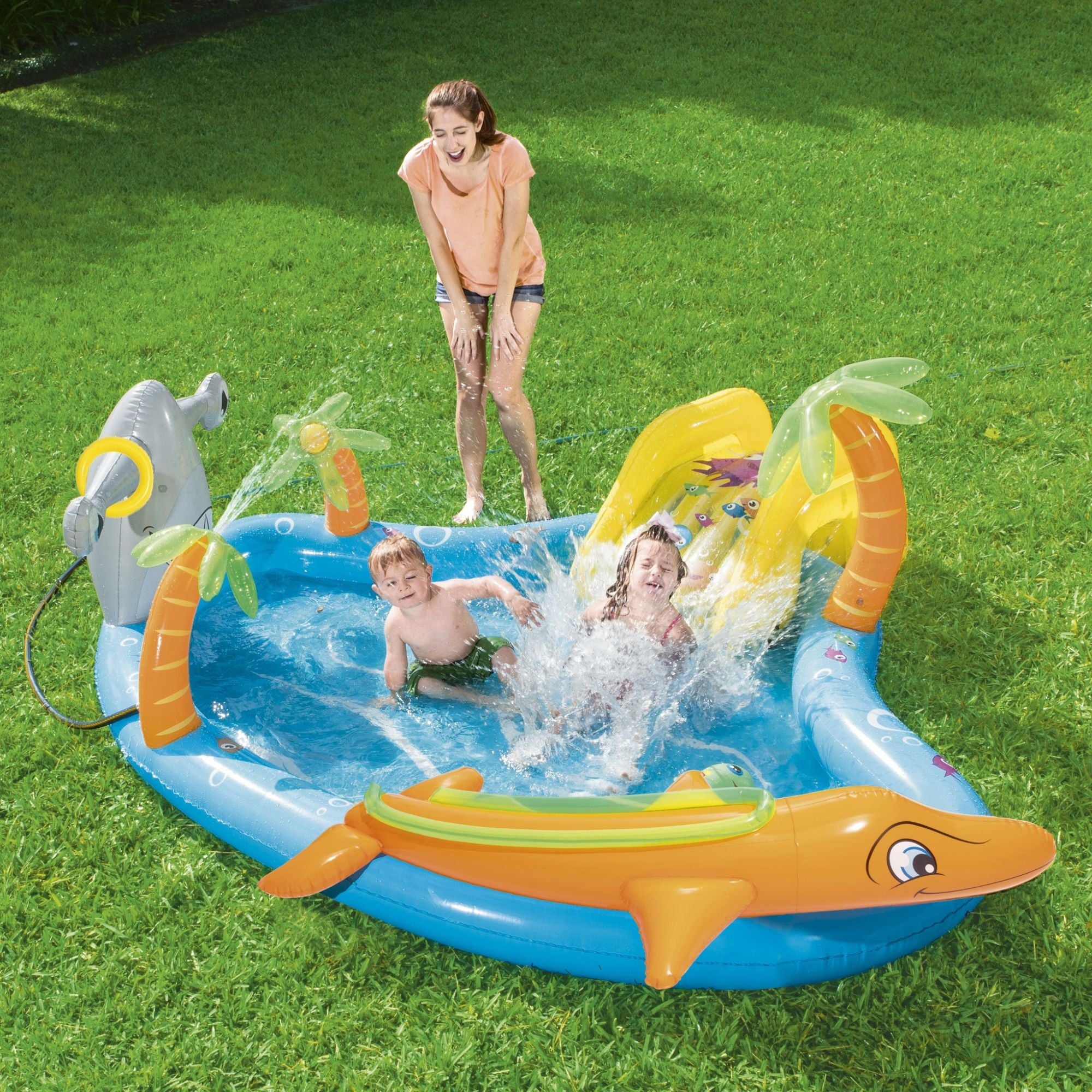 inflatable paddling pool with play centre