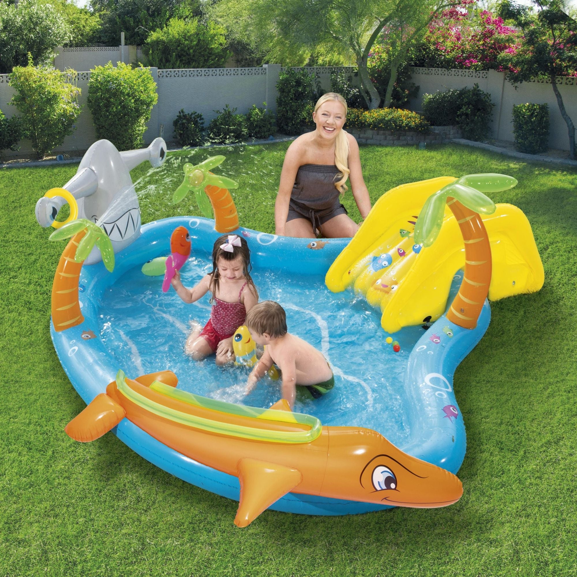 kiddie pool