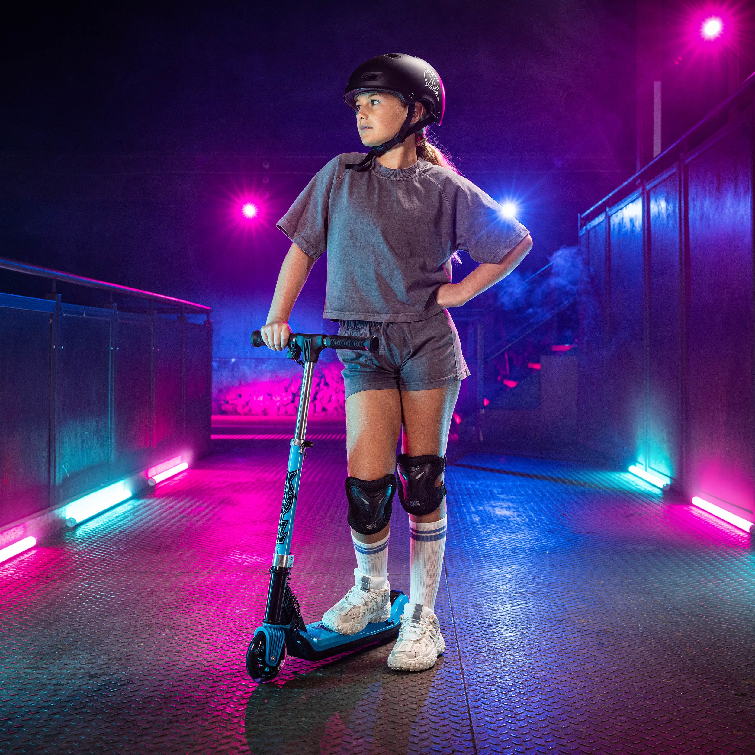 Elements Electric Scooter - Blue