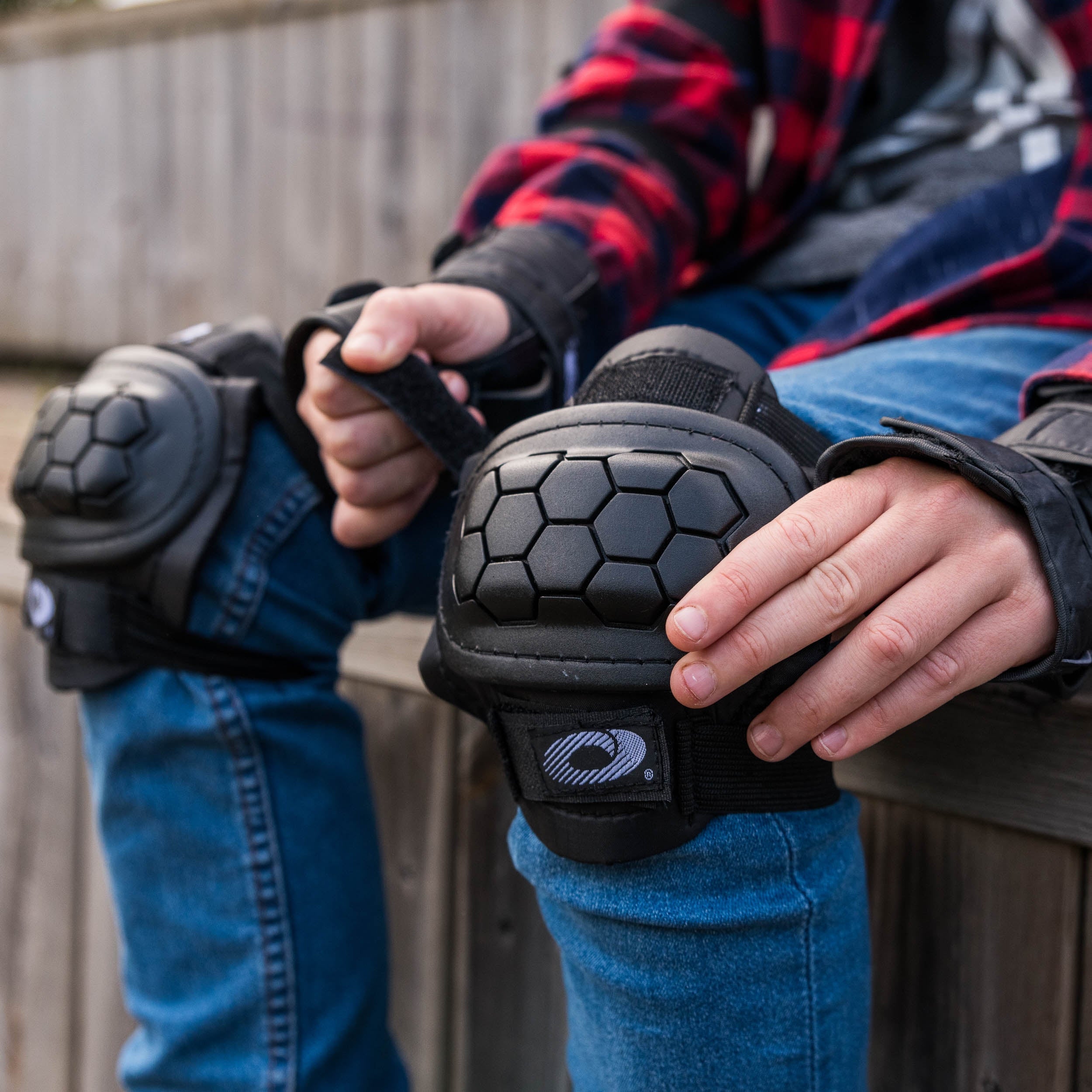 Skate and scooter pads for kids