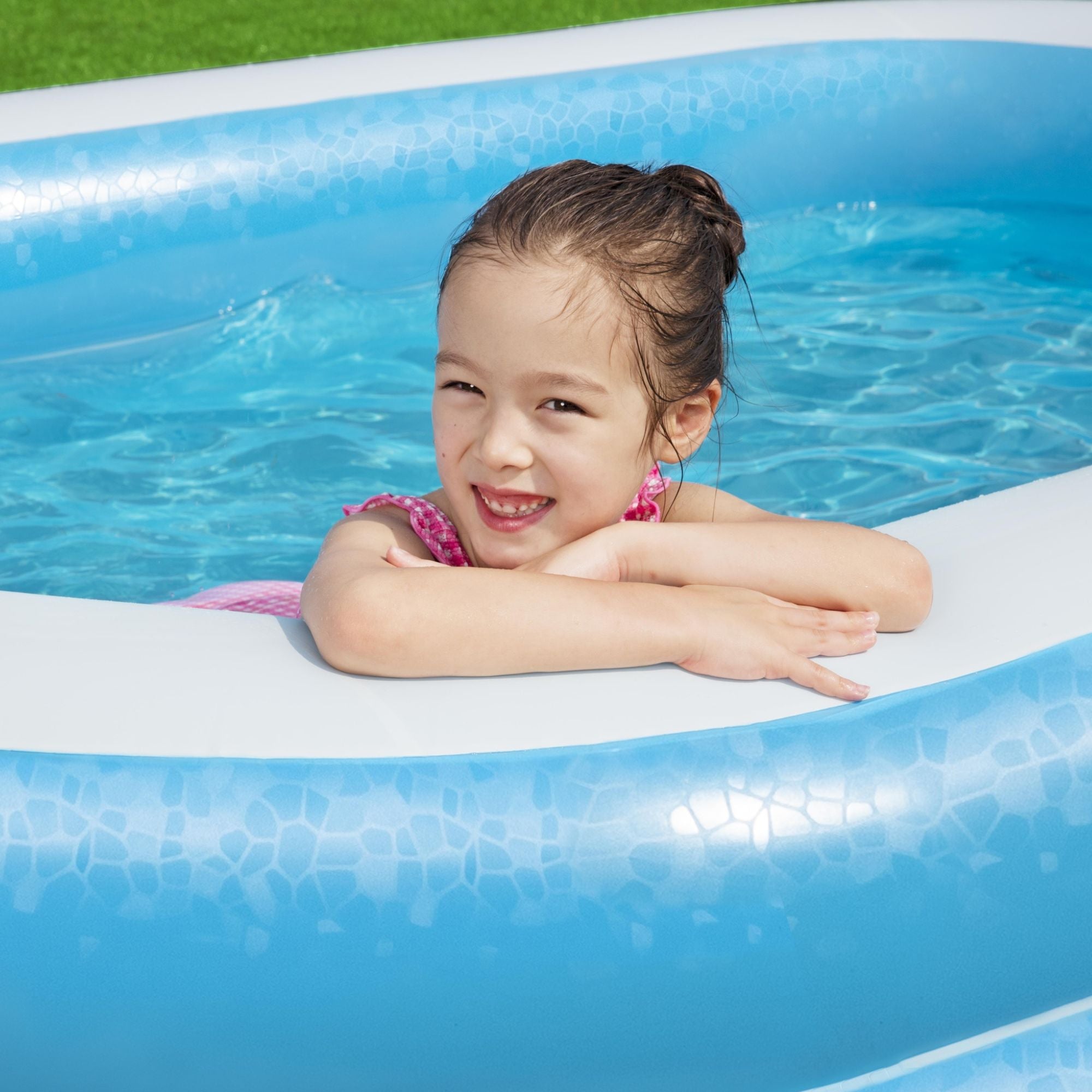 garden swimming pool