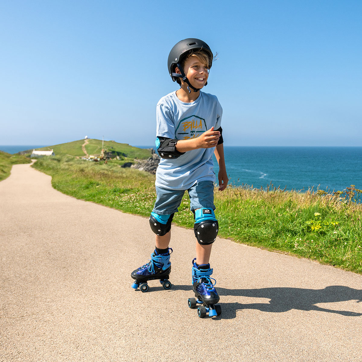 Adjustable semi-soft skates for children