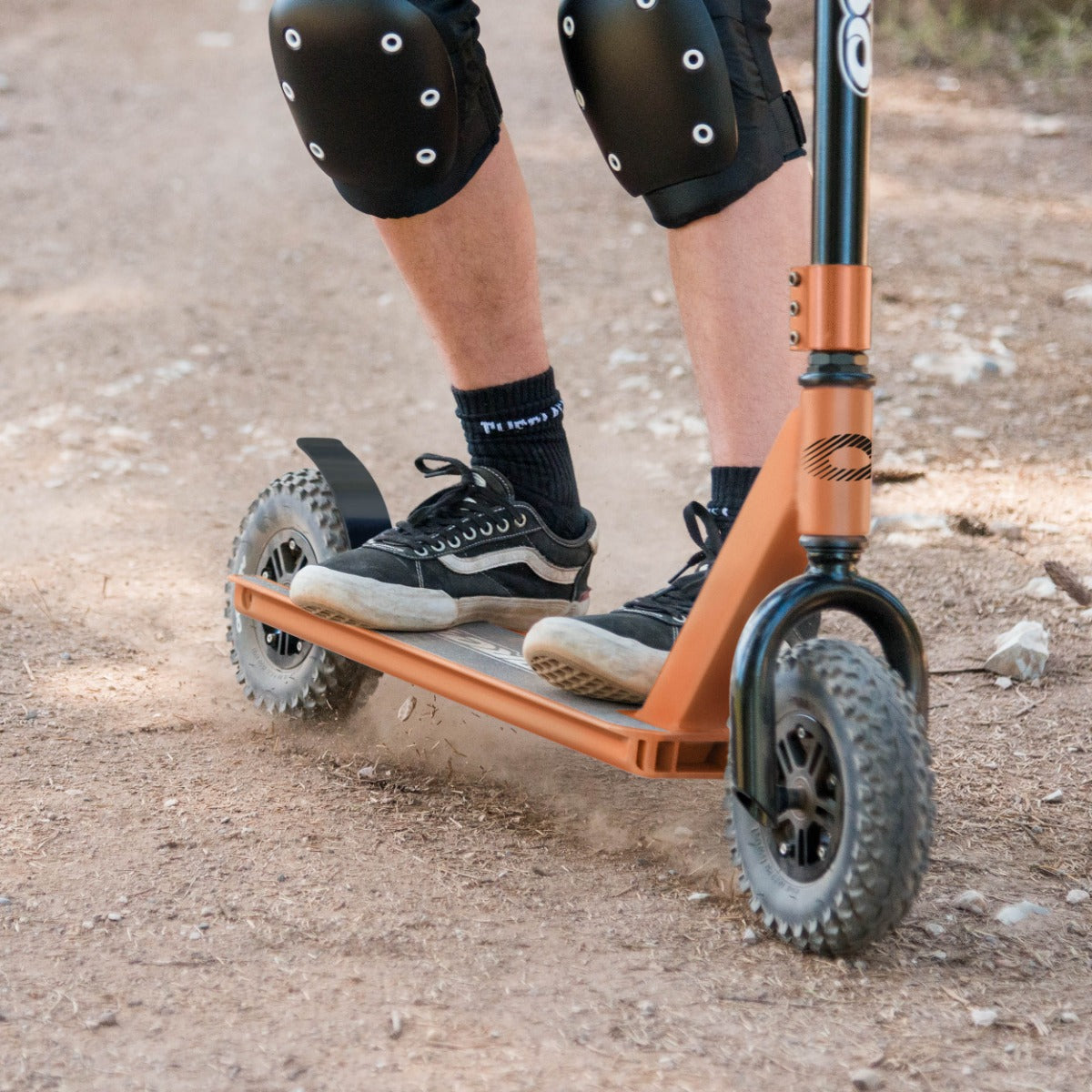Copper dirt scooter for off-road riding