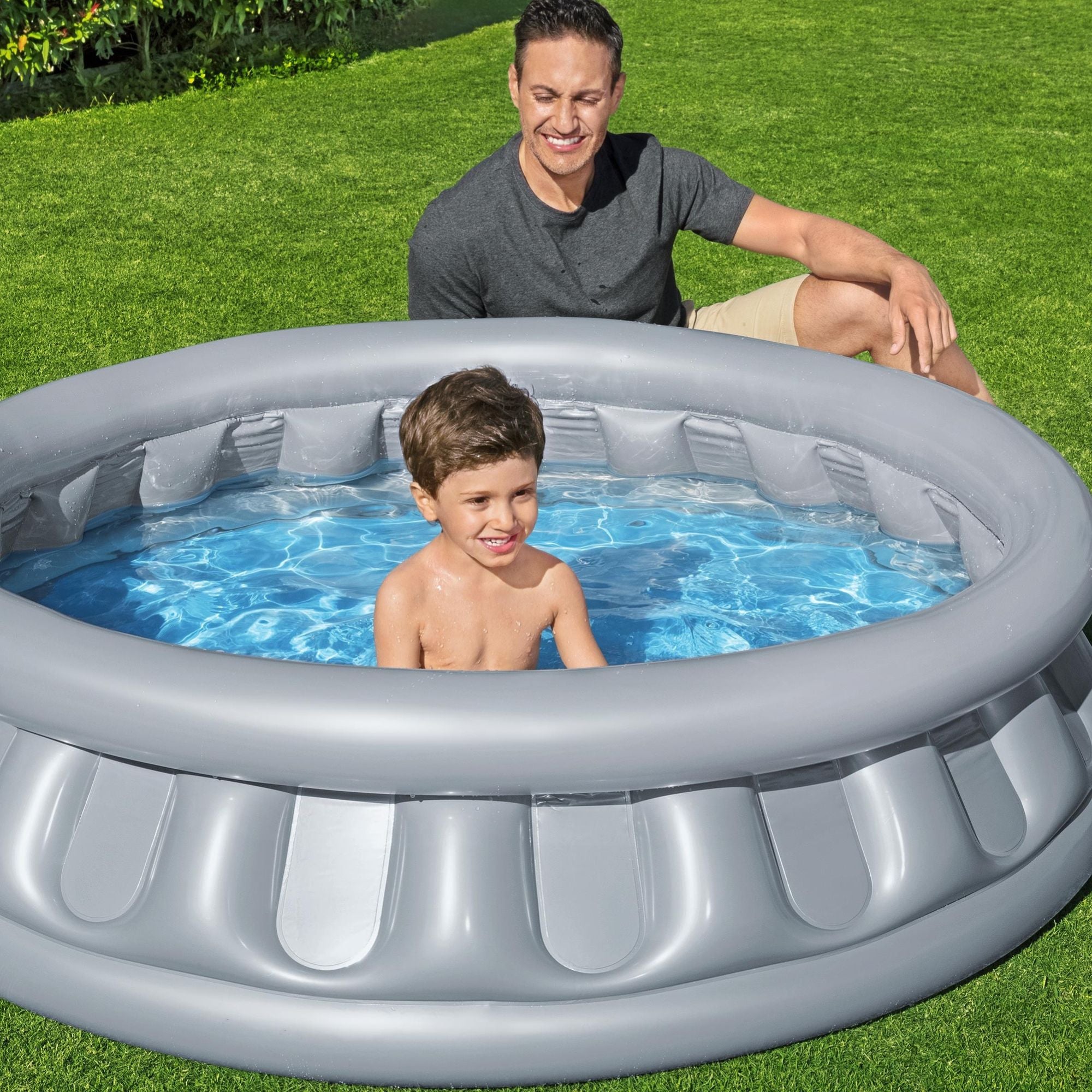 kiddie paddling pool